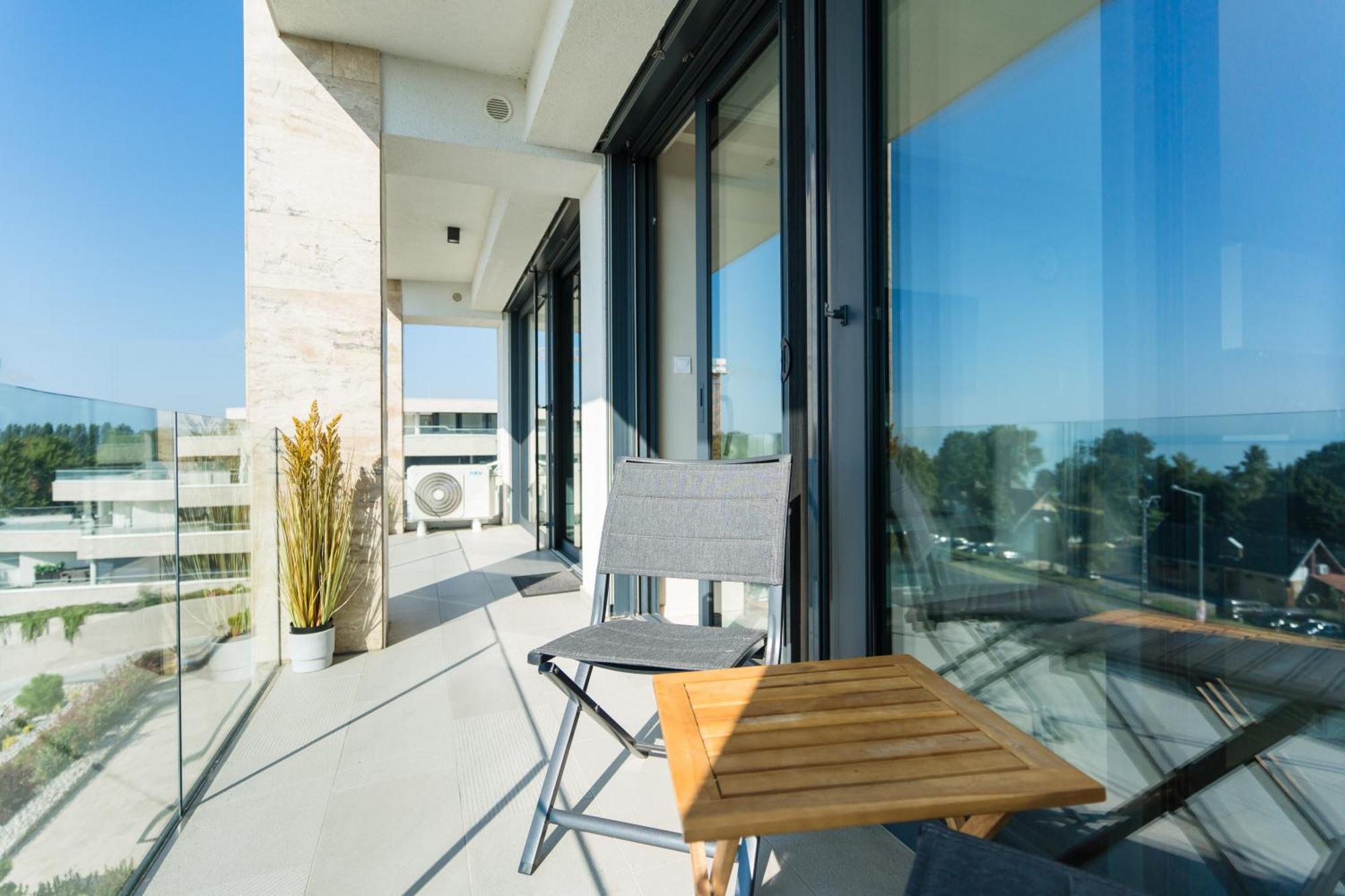 Club Panorama Lake View Apartment Alsoors Exterior photo